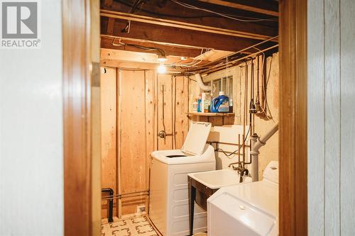 32 Brochen Street, Gander, NL - Indoor Photo Showing Laundry Room