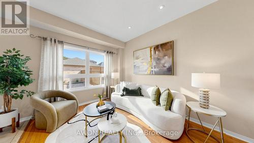 55 Madison Heights Boulevard, Markham, ON - Indoor Photo Showing Other Room