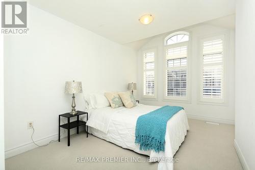 79 Hansard Drive, Vaughan, ON - Indoor Photo Showing Bedroom