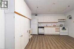 Common Area Party Room - 