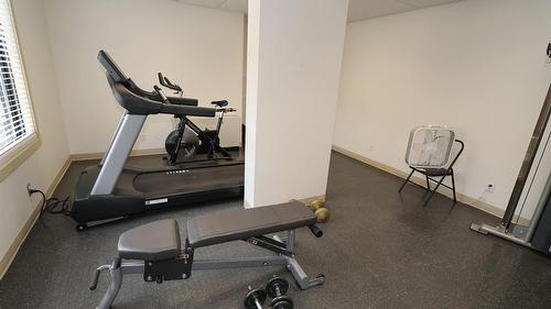 318-400 Stemwinder Drive, Kimberley, BC - Indoor Photo Showing Gym Room