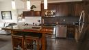 318-400 Stemwinder Drive, Kimberley, BC  - Indoor Photo Showing Kitchen 