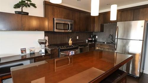 318-400 Stemwinder Drive, Kimberley, BC - Indoor Photo Showing Kitchen With Upgraded Kitchen