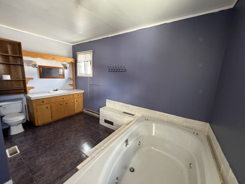 Salle de bains - 716 2E Rue, Murdochville, QC - Indoor Photo Showing Bathroom