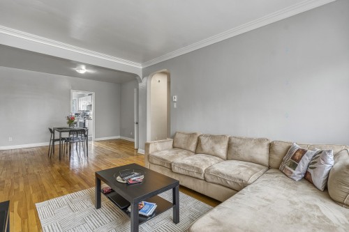 Salon - 2427 Av. Lockhart, Montréal (Côte-Des-Neiges/Notre-Dame-De-Grâce), QC - Indoor Photo Showing Living Room