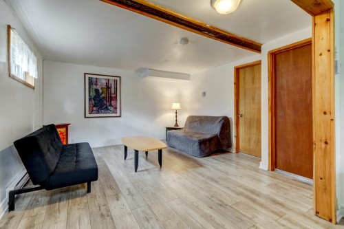 Salle familiale - 111 Ch. Du Lac-Munich O., Montcalm, QC - Indoor
