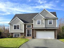 34 Lakeridge Crescent  Colby South, NS B2V 2V2