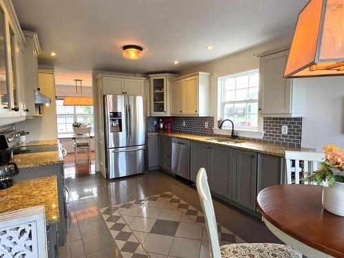 34 Lakeridge Crescent, Colby South, NS 