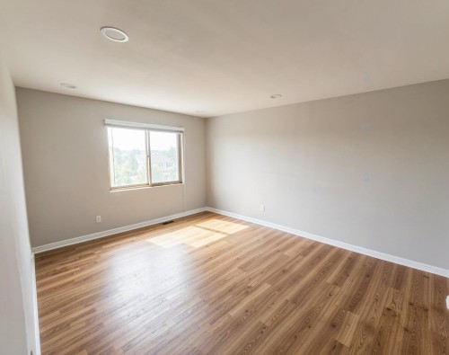 Master Bedroom - 305-5221 Rue Riviera, Montréal (Pierrefonds-Roxboro), QC - Indoor Photo Showing Other Room