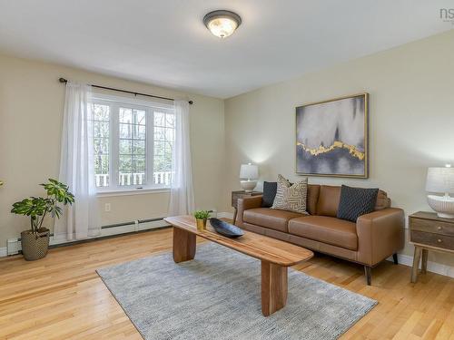 255 Sandwick Drive, Hammonds Plains, NS 