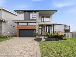 167 Amesbury Gate  Halifax, NS B4B 0P1