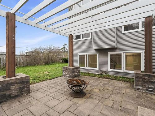 167 Amesbury Gate, Halifax, NS 