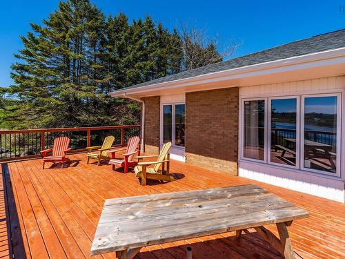 18-20 Harbourview Drive, Yarmouth, NS 