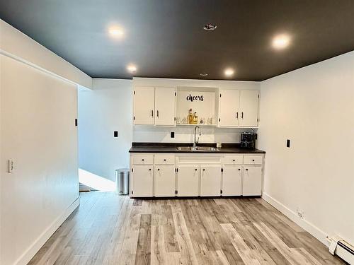 733 Sharpes Lane, New Waterford, NS 