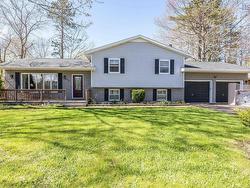 909 Julie Drive  Kingston, NS B0P 1R0