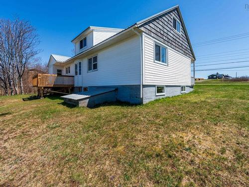 3367 Highway 1, Belliveaus Cove, NS 