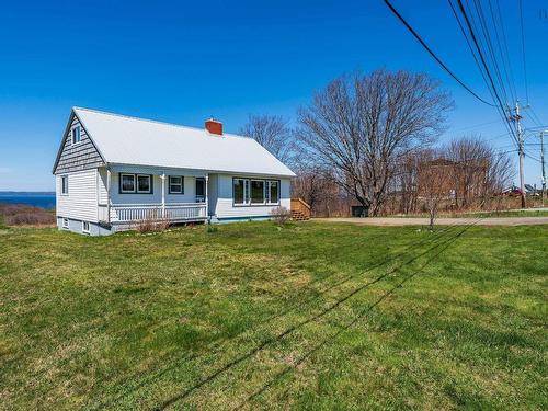 3367 Highway 1, Belliveaus Cove, NS 