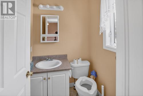2 Rathburn Drive, Paradise, NL - Indoor Photo Showing Bathroom