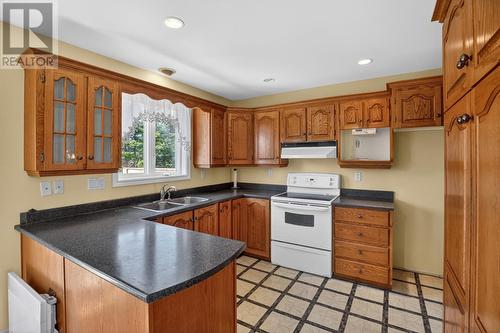 2 Rathburn Drive, Paradise, NL - Indoor Photo Showing Kitchen With Double Sink