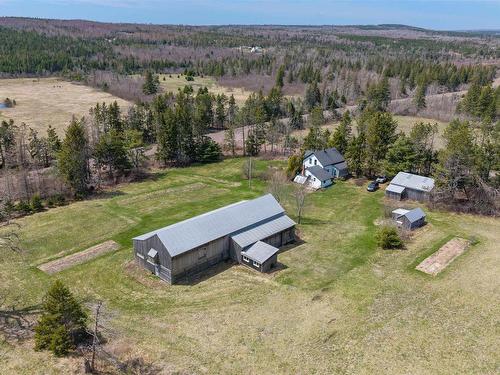 16 Craig Road, Watervale, NS 