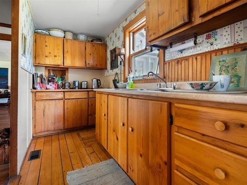16 Craig Road, Watervale, NS 