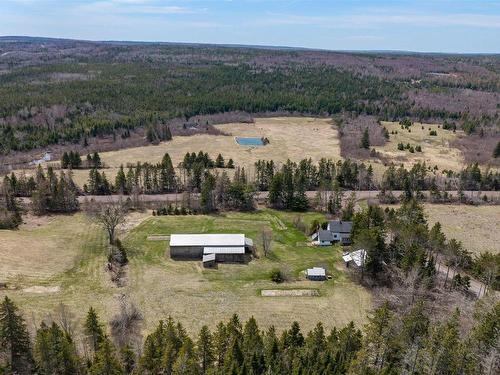 16 Craig Road, Watervale, NS 