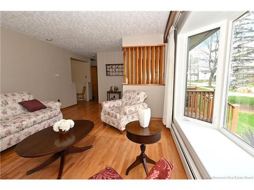 730 Irvine St, Devon, NB 