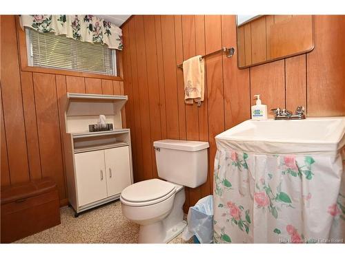 730 Irvine St, Devon, NB 