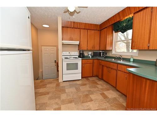 730 Irvine St, Devon, NB 