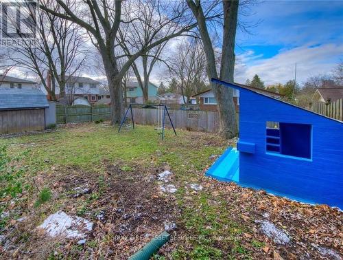 199 Dixie Crescent, Waterloo, ON - Outdoor