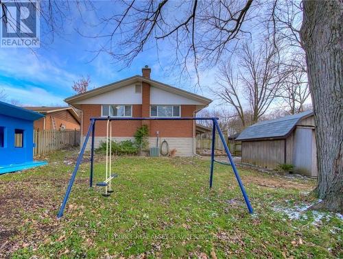 199 Dixie Crescent, Waterloo, ON - Outdoor
