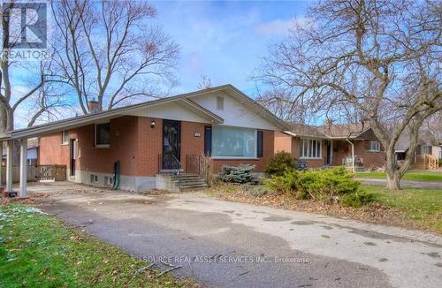199 Dixie Crescent, Waterloo, ON - Outdoor