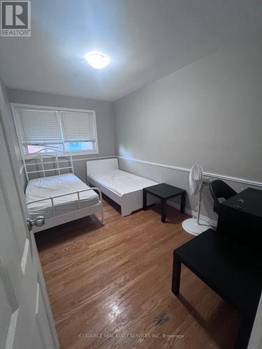 199 Dixie Crescent, Waterloo, ON - Indoor Photo Showing Bedroom