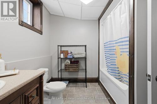 5106 5Th Line, Minto, ON - Indoor Photo Showing Bathroom