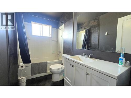 1151 Schubert Drive, Kamloops, BC - Indoor Photo Showing Bathroom