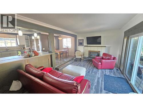 1151 Schubert Drive, Kamloops, BC - Indoor Photo Showing Living Room With Fireplace