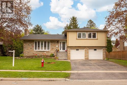 18 RIDGEHILL DRIVE  Brampton, ON L6Y 2C4