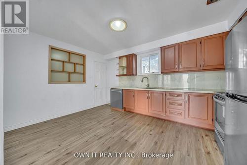 68 CAMPBELL DRIVE  Brampton, ON L6X 2H7