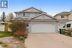 434 Douglas Woods Mews SE  Calgary, AB T2Z 3B1