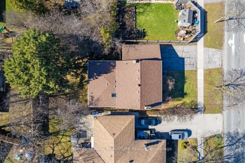8 Underhill Drive, Toronto, ON - Outdoor