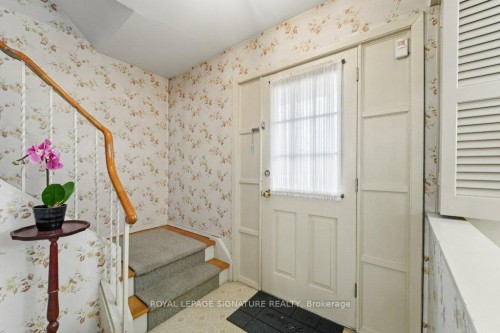 8 Underhill Drive, Toronto, ON - Indoor Photo Showing Other Room