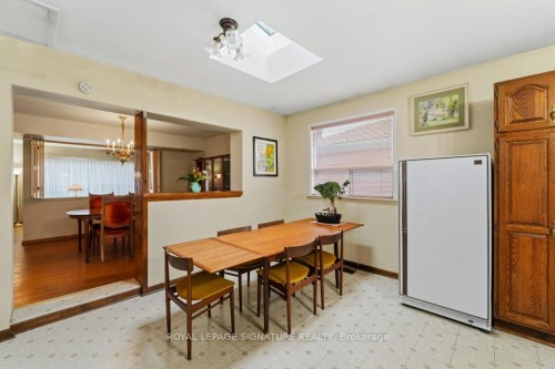 8 Underhill Drive, Toronto, ON - Indoor Photo Showing Dining Room