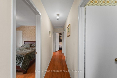 8 Underhill Drive, Toronto, ON - Indoor Photo Showing Other Room