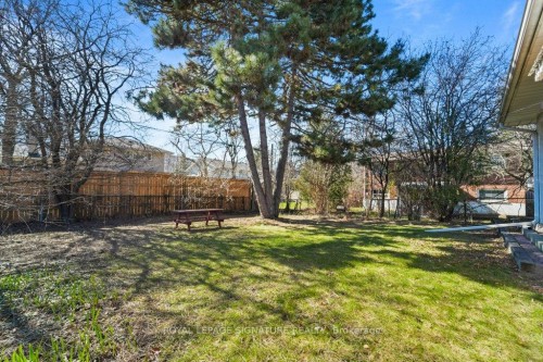 8 Underhill Drive, Toronto, ON - Outdoor