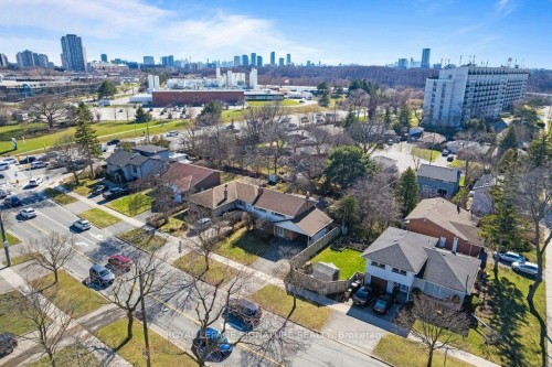 8 Underhill Drive, Toronto, ON - Outdoor With View