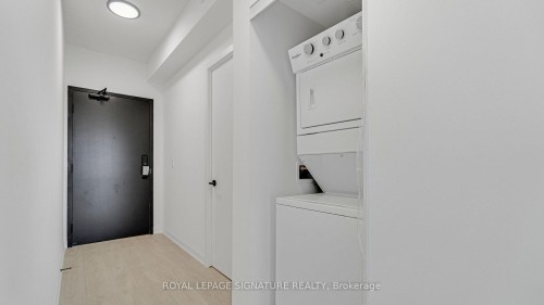 D803-4878 Powers Common, Burlington, ON - Indoor Photo Showing Laundry Room