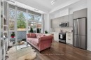 109-2301 Danforth Avenue, Toronto, ON  - Indoor Photo Showing Kitchen 