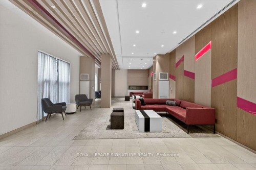 109-2301 Danforth Avenue, Toronto, ON - Indoor Photo Showing Other Room
