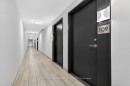 109-2301 Danforth Avenue, Toronto, ON  - Indoor Photo Showing Other Room 