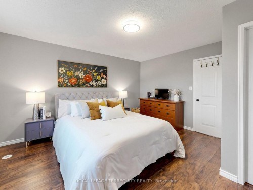 61 Sprucedale Way, Whitby, ON - Indoor Photo Showing Bedroom